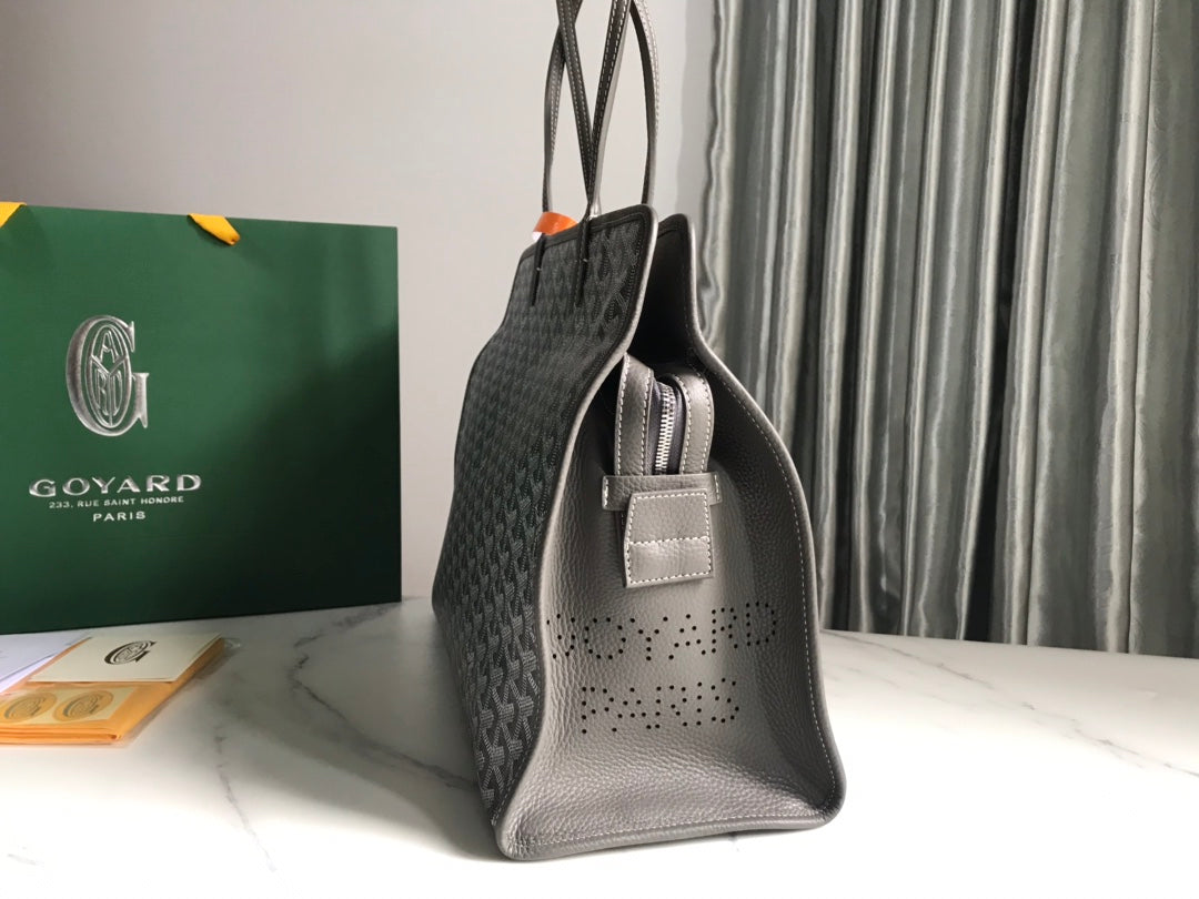 Goyard Hardy PM Bag 40 in Gray Goyardine Canvas and Taurillon Leather Trim