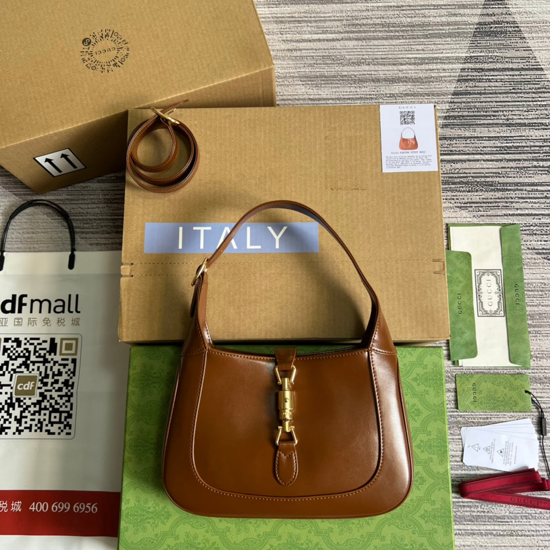 Gucci Jackie Small 28 Shoulder Bag in Cinnamon Brown Calfskin