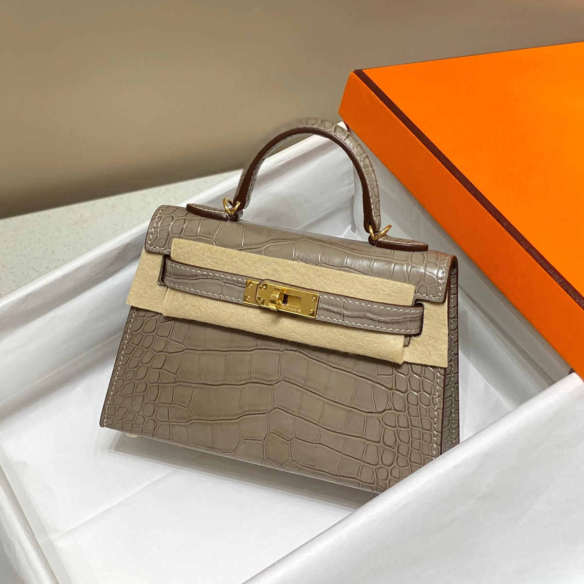 Hermes 25S Mini Kelly 19 in Mocha Brown Calfskin Gold Hardware - Pre Order Bag