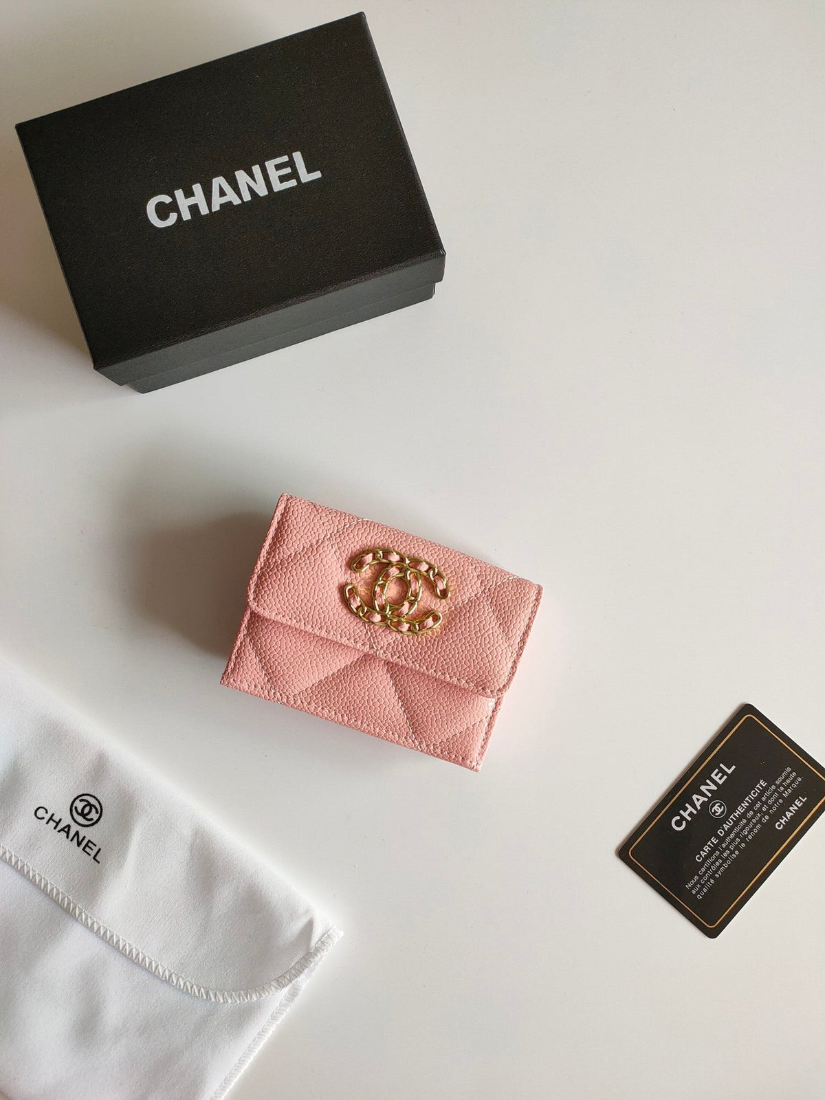 Chanel Trifold Purse 12 Peach Grained Calfskin Gold Icon