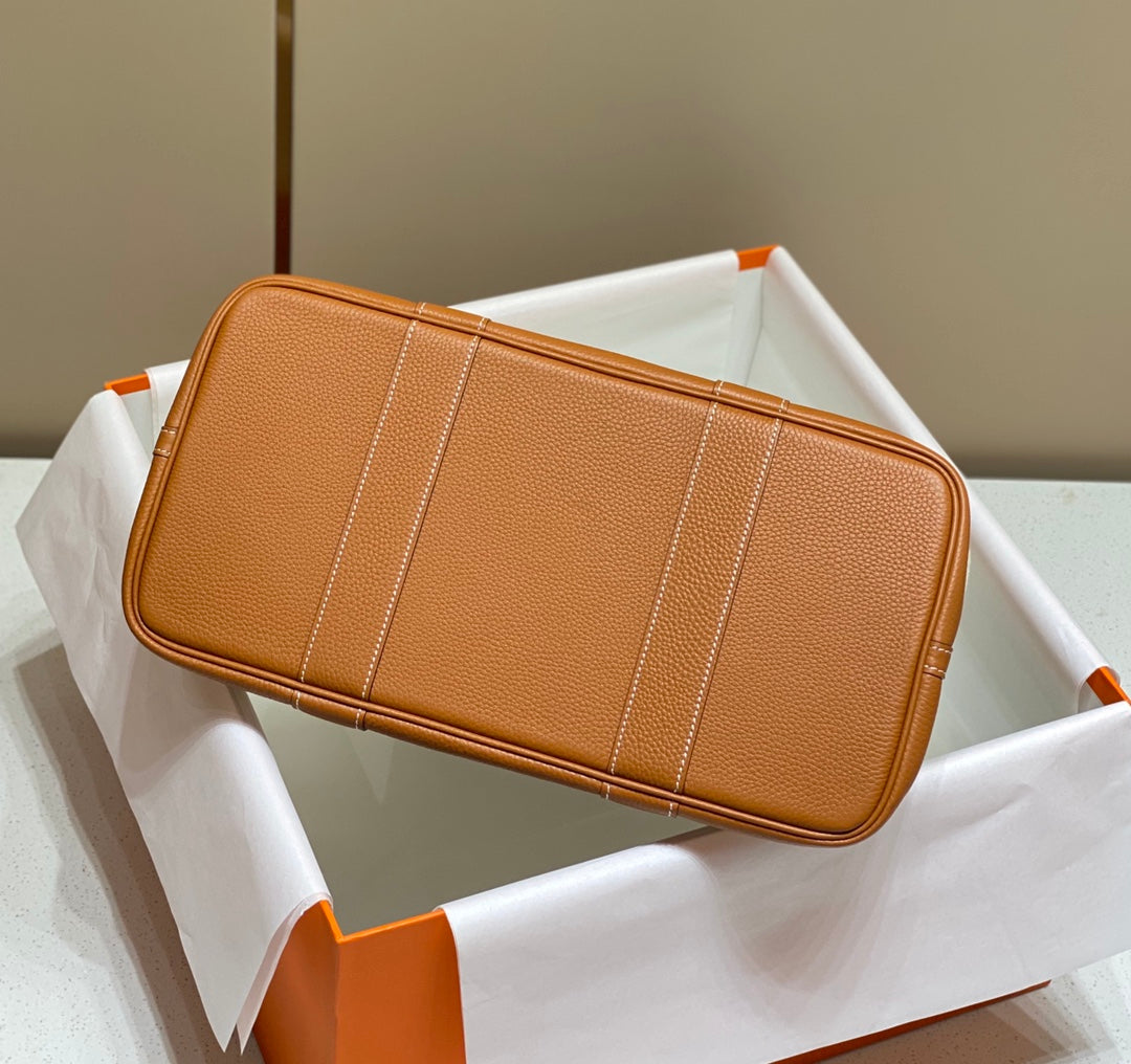 Hermes Garden Party 36cm in White Toilets Cotton Canvas and Brown Calfskin Bag