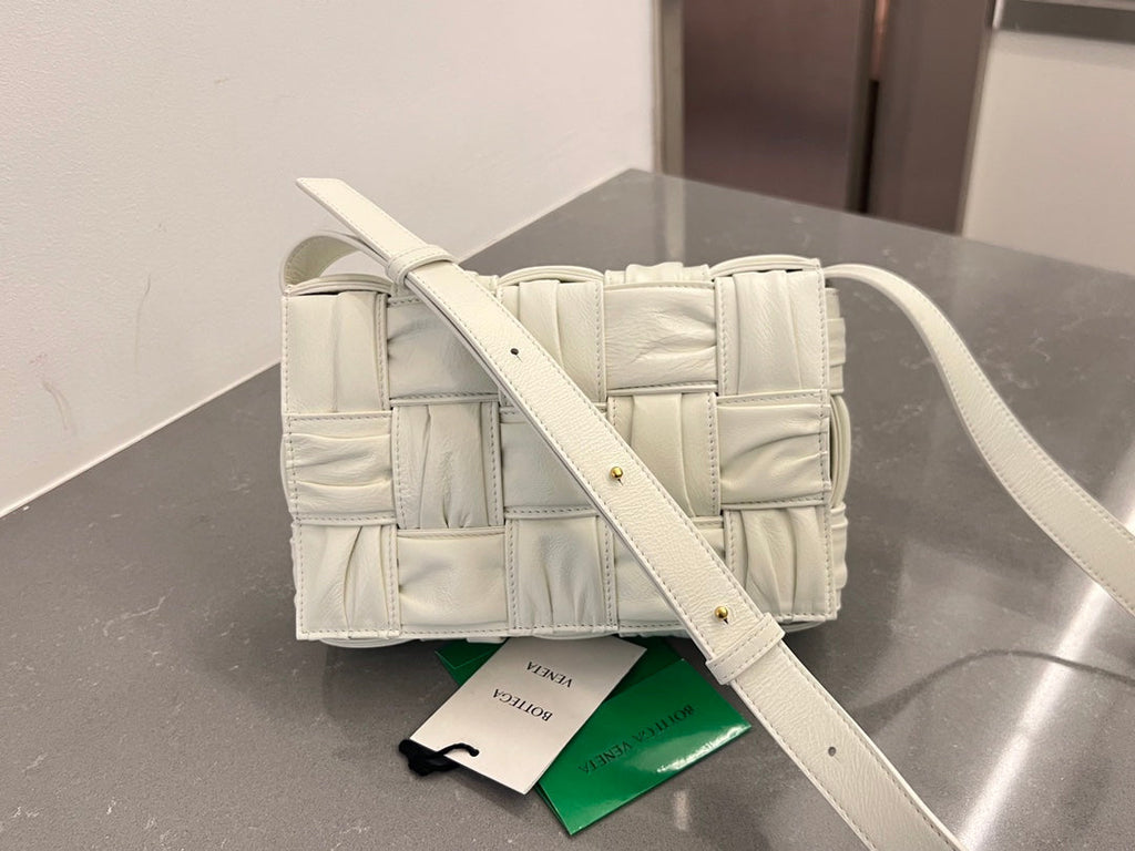 Bottega Veneta Cassette 28 in White Soft Lambskin Bag