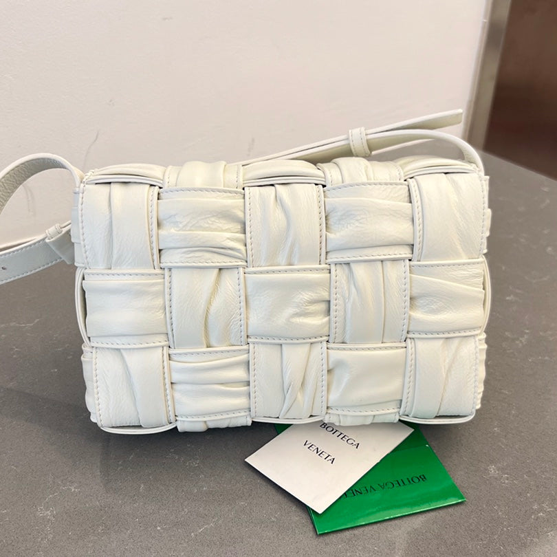 Bottega Veneta Cassette 28 in White Soft Lambskin Bag