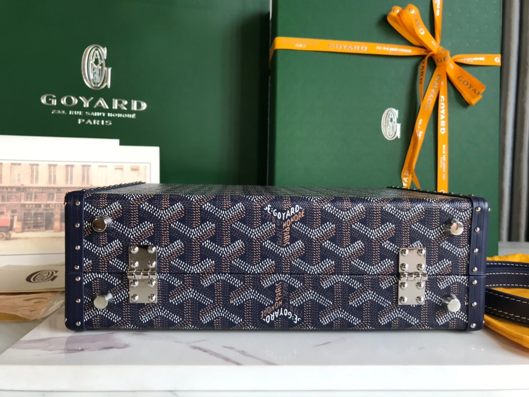 Goyard Grand Hôtel Trunk Bag 24 in Navy Blue Goyardine Canvas and Calfskin