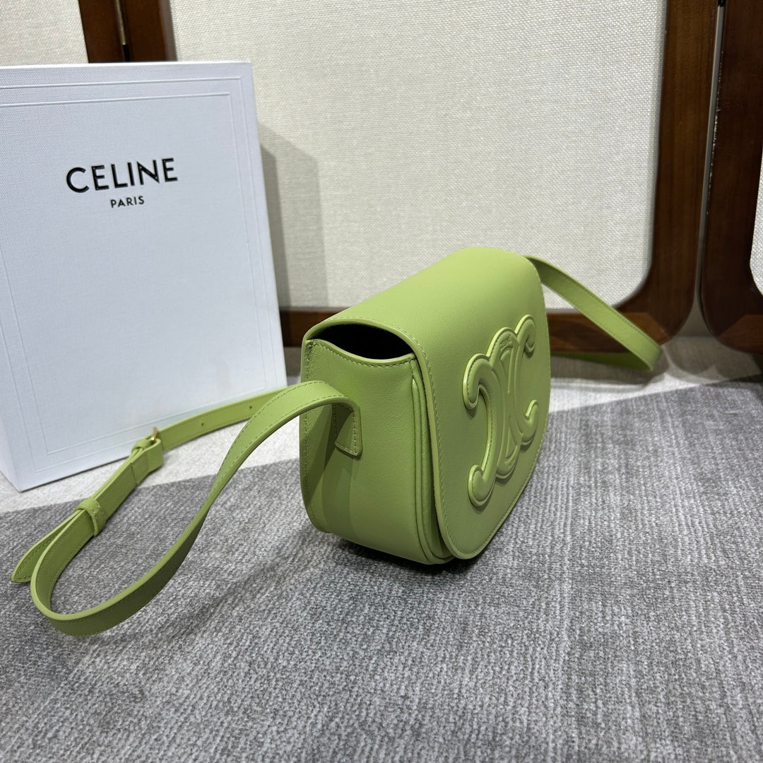 Celine Folco Cuir Triomphe 18 in Inchworm Green Calfskin Bag