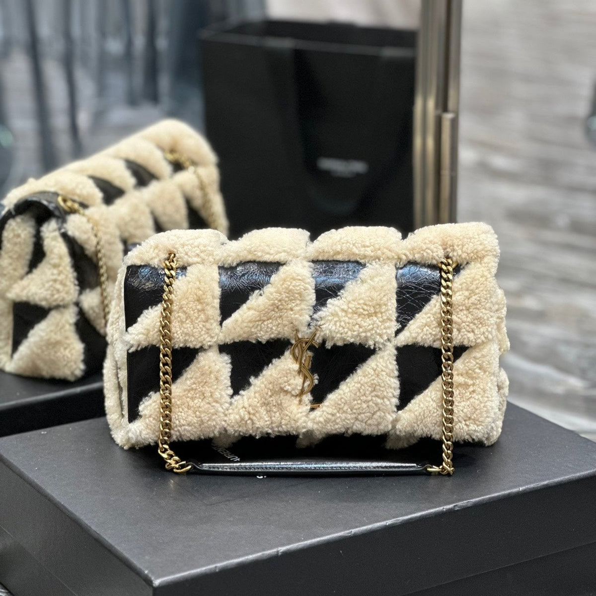 Saint Laurent Jamie Bag 25 in Black Calfskin Mix Beige Shearling Gold Hardware