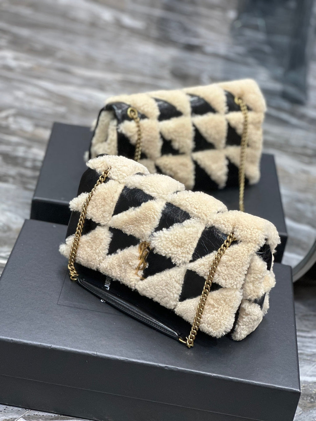 Saint Laurent Jamie Bag 25 in Black Calfskin Mix Beige Shearling Gold Hardware