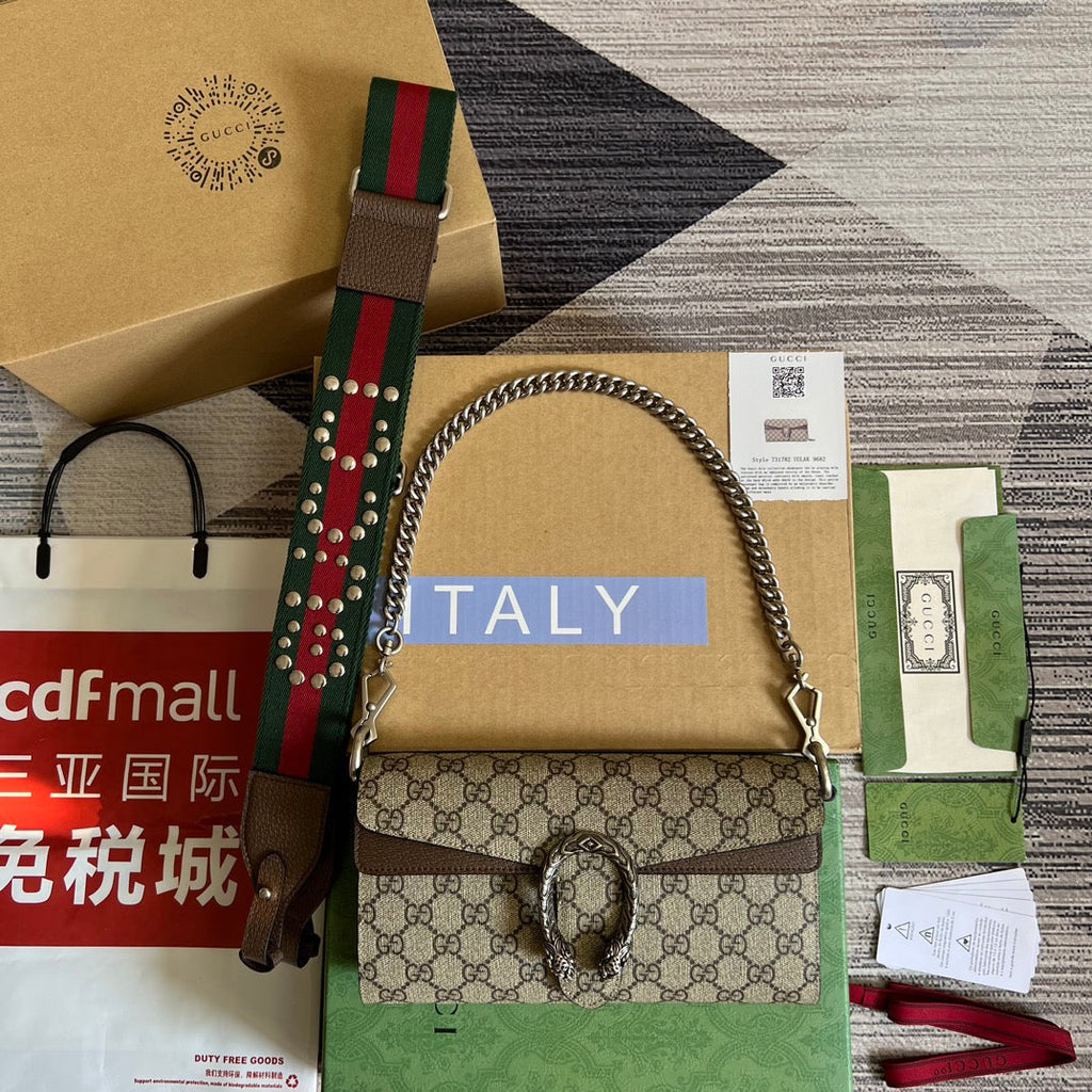 Gucci Dionysus 25 Small Bag in Supreme Canvas