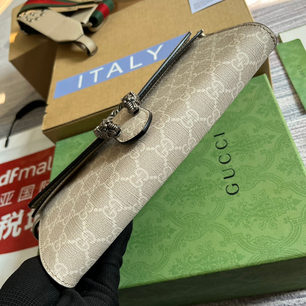 Gucci Dionysus 25 Small Rectangular Bag in Beige Canvas