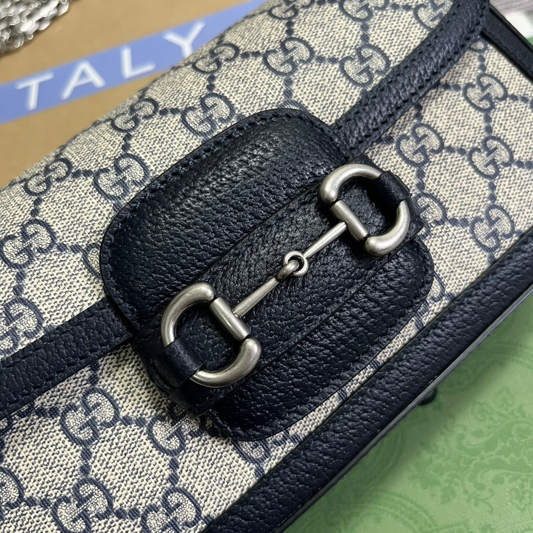 Gucci Horsebit 1955 Bag 24 in Beige Canvas and Black Calfskin
