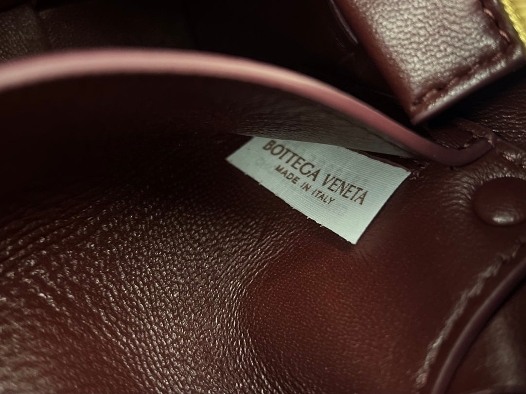 Bottega Veneta Brick Cassette 28 in Wine Red Calfskin Bag