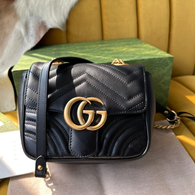 Gucci Marmont Mini 18 Handbag in Black Calfskin