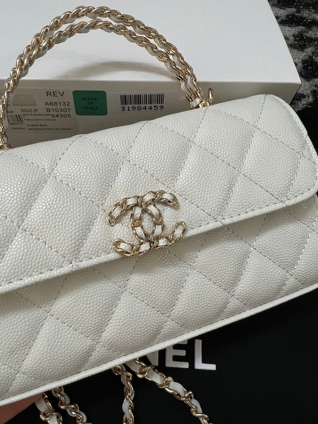 Chanel Kelly 18 Bag in White Calfskin with Strap