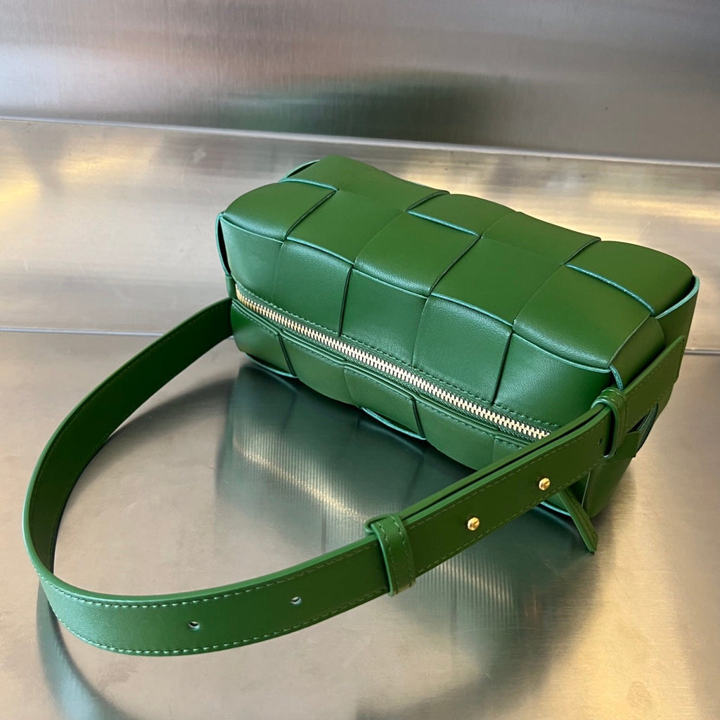 Bottega Veneta Brick Cassette 28 in Dark Green Calfskin Bag