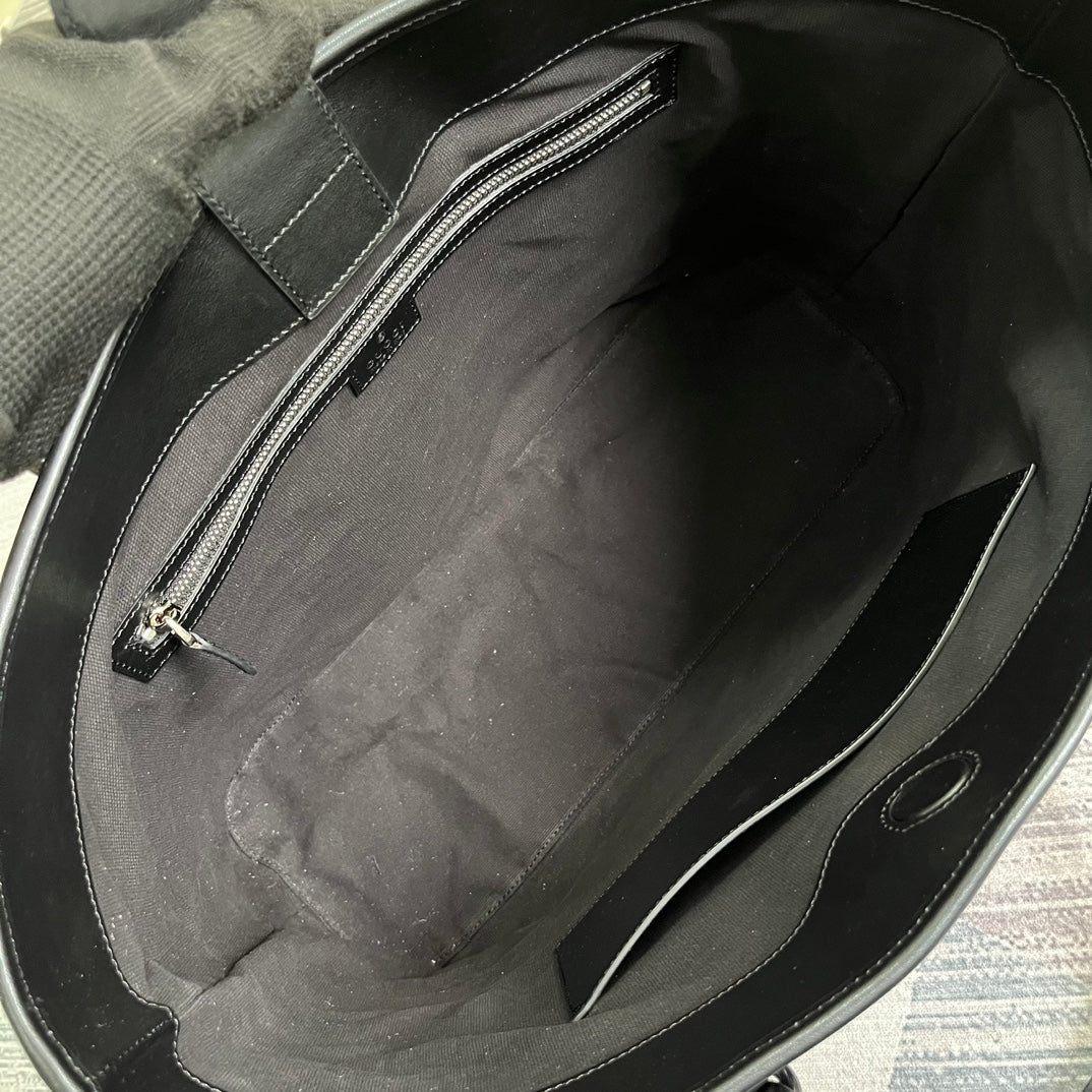 Gucci Marmont Large 38 Tote in Black Calfskin