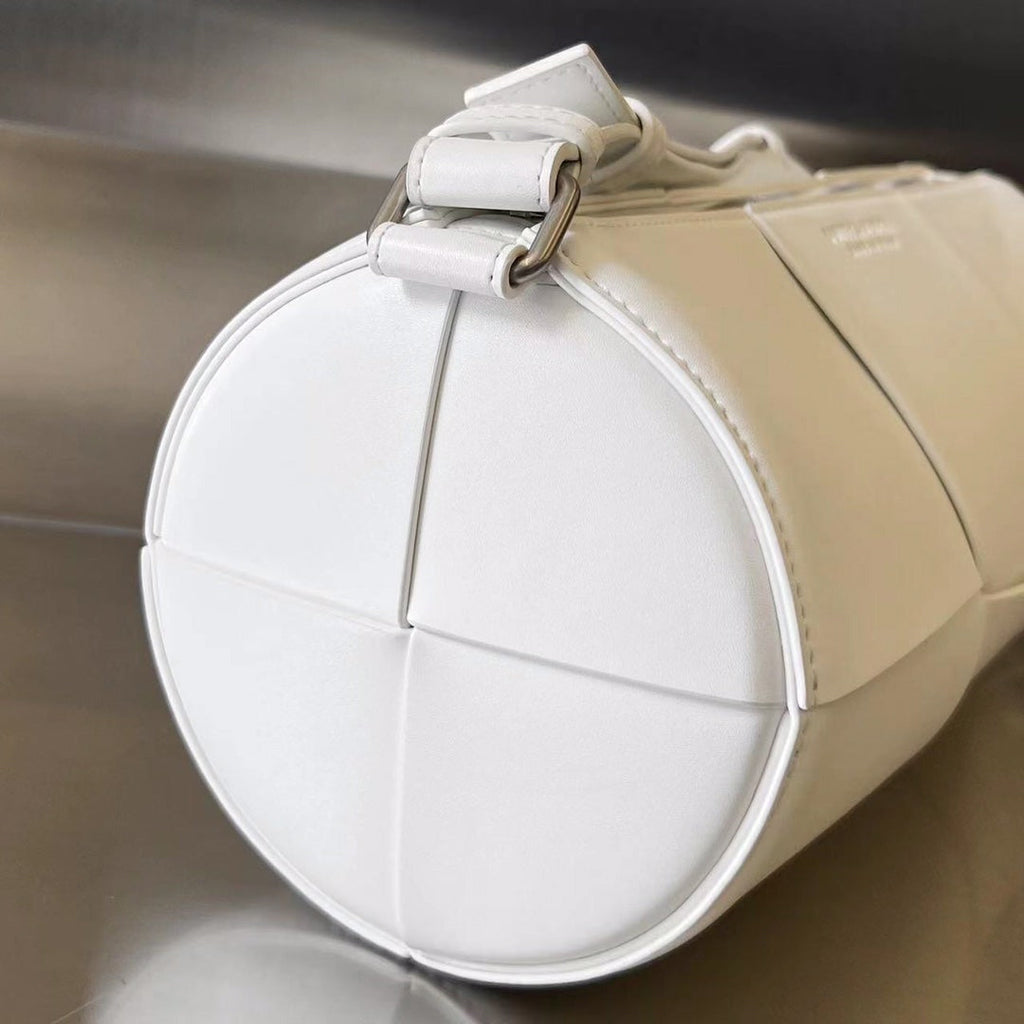 Bottega Veneta Cylinder Cassette 30 in White Calfskin Bag