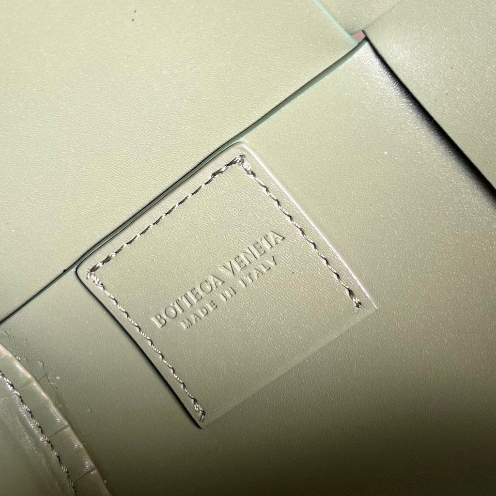Bottega Veneta Cylinder Cassette 30 in Travertine Calfskin Bag