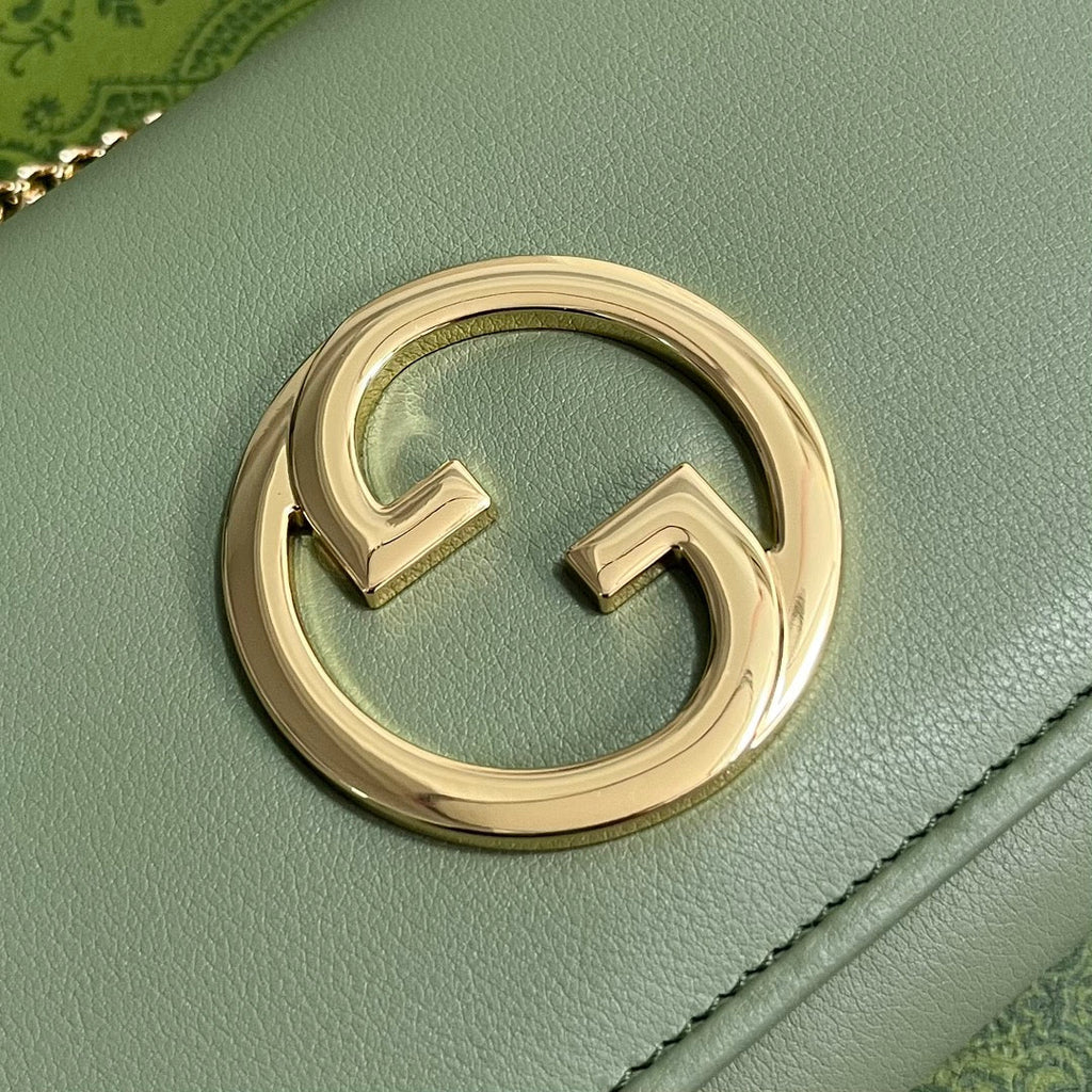 Gucci Blondie Shoulder Bag 21 in Green Calfskin Gold Hardware