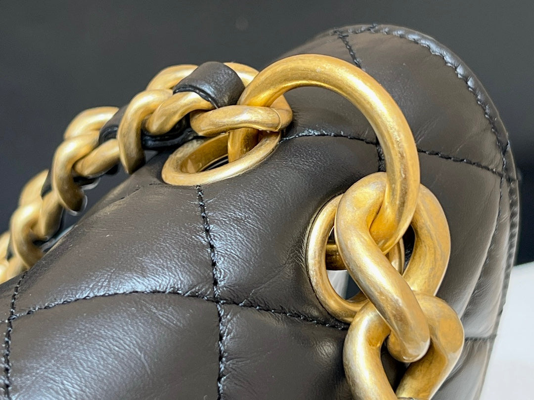 Chanel 25S Medium Flap Bag 25 in Black Calfskin Gold Hardware