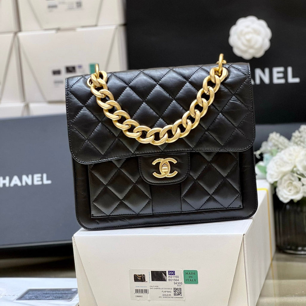 Chanel 25S Medium Flap Bag 25 in Black Calfskin Gold Hardware