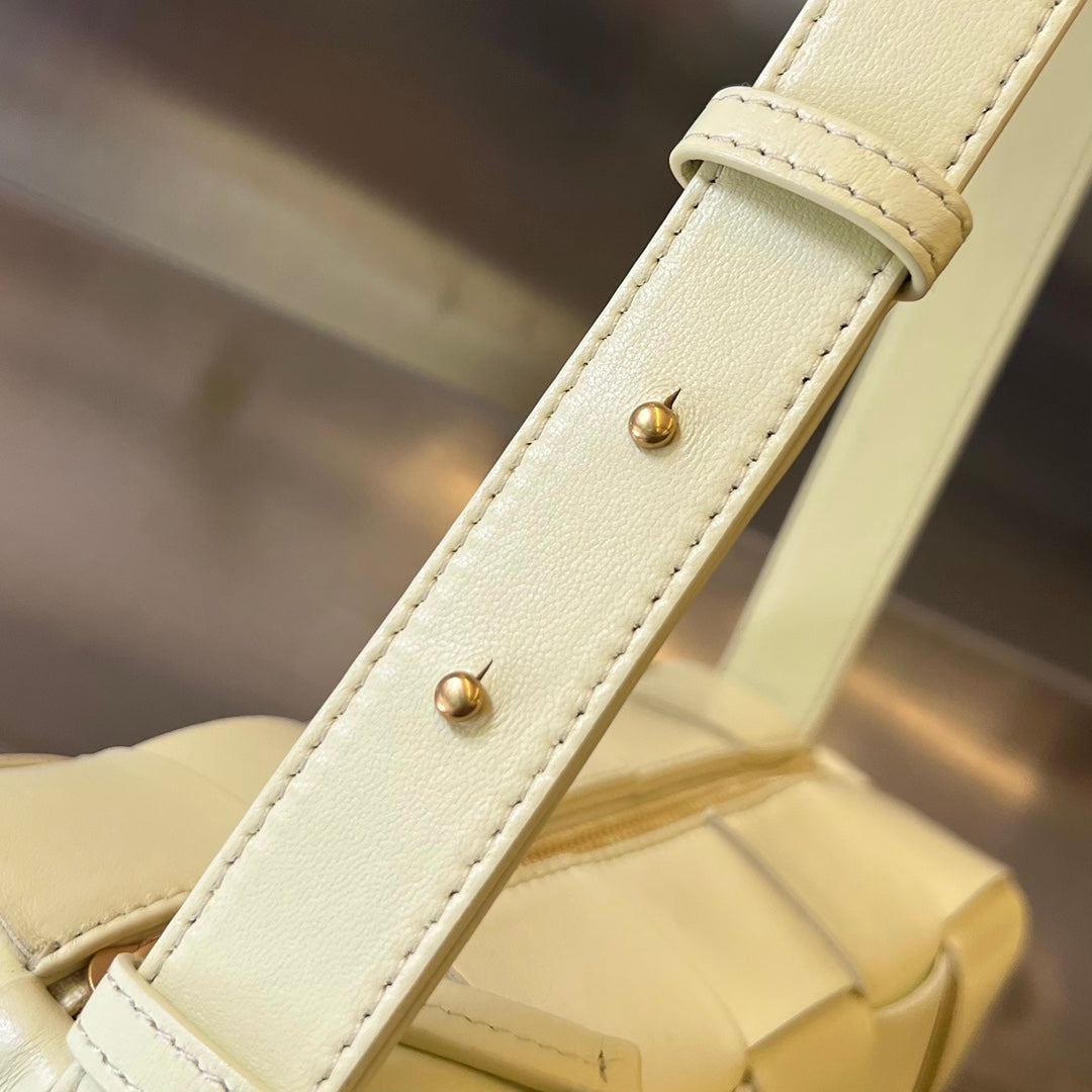 Bottega Veneta Brick Cassette 28 in Pastel Yellow Calfskin Bag