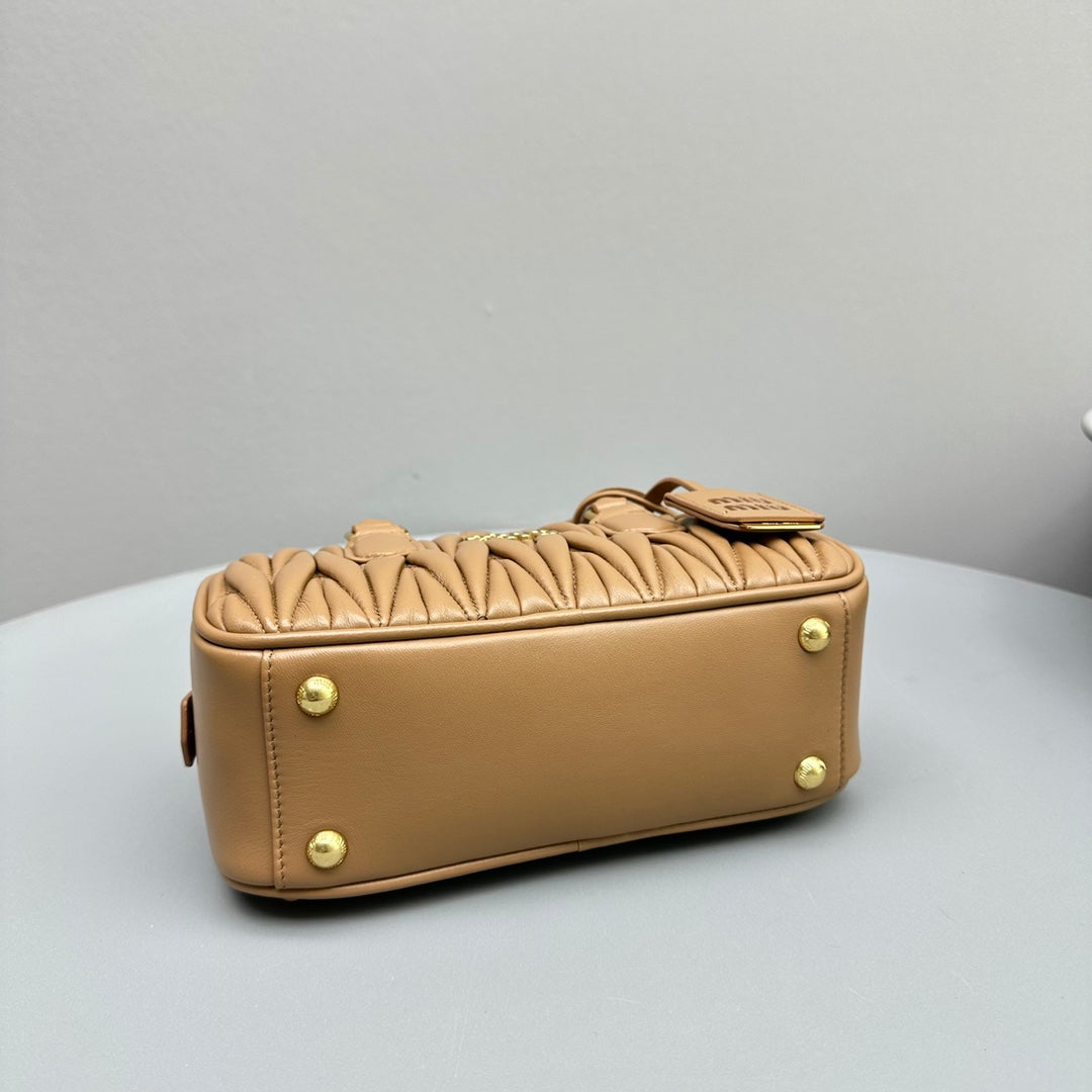 Arcadie 23 Bag in Naples Yellow Lambskin