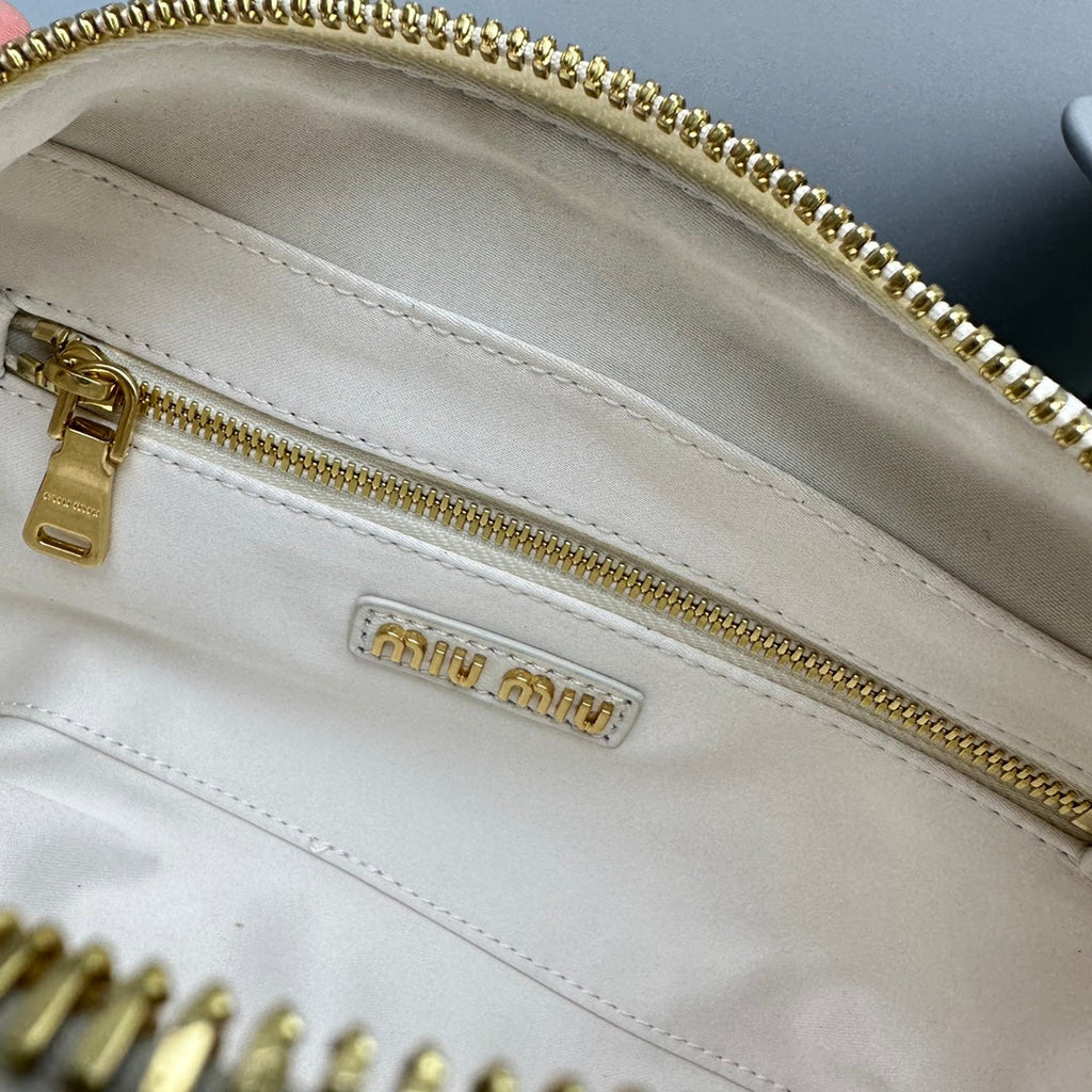 Arcadie 23 Bag in White Lambskin
