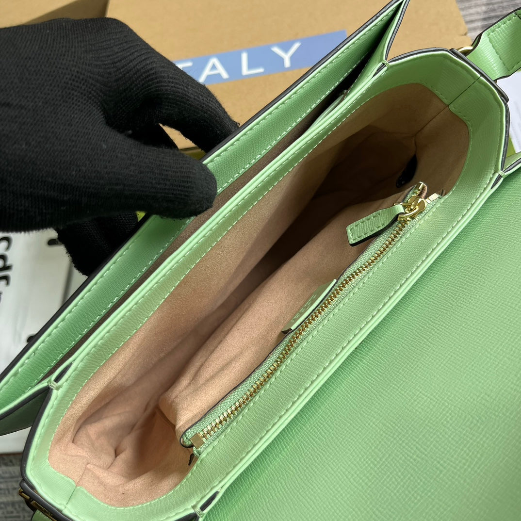Gucci Horsebit 1955 Mini Bag 25 in Light Green Calfskin