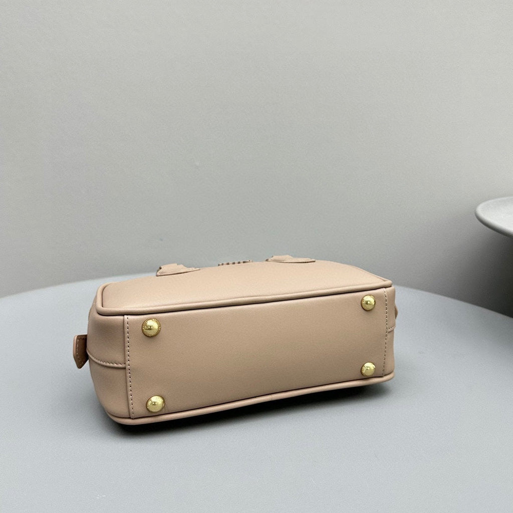 Arcadie Small 22 Bag in Baby Pink Calfskin