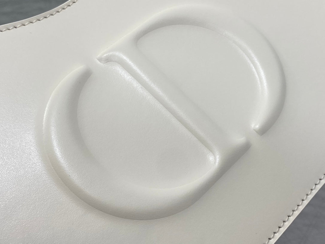 Dior Hobo Signature 23 Bag in White Lambskin