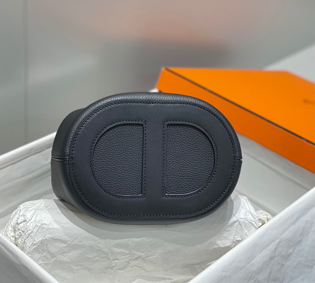 Hermes 25S in the Loop 18 in Black Calfskin Silver Hardware Bag