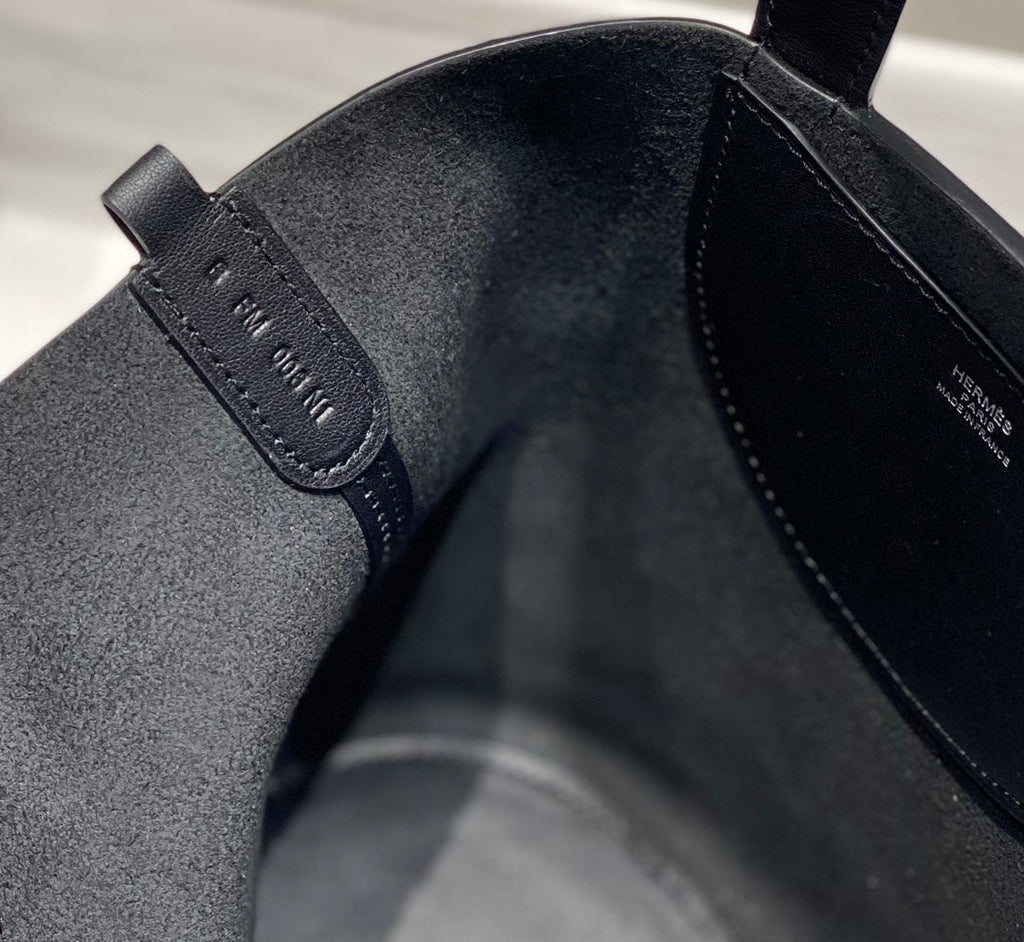 Hermes 25S in the Loop 18 in Black Calfskin Silver Hardware Bag