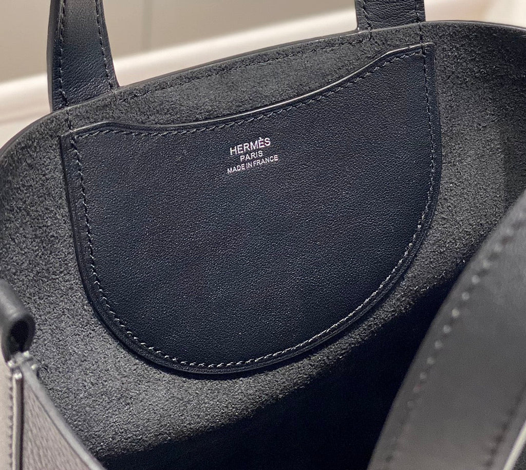 Hermes 25S in the Loop 18 in Black Calfskin Silver Hardware Bag