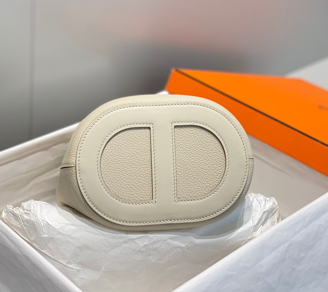 Hermes 25S in the Loop 18 in Ivory Calfskin Silver Hardware Bag