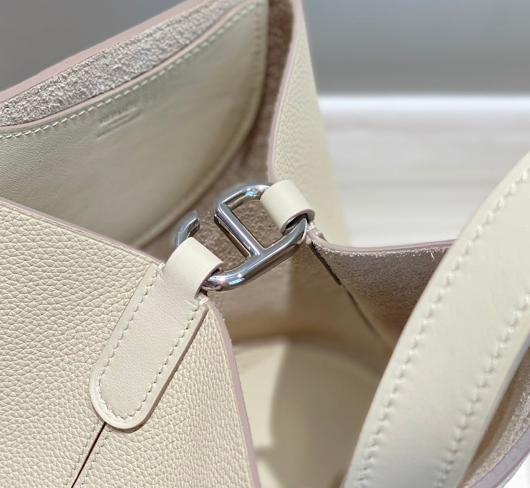 Hermes 25S in the Loop 18 in Ivory Calfskin Silver Hardware Bag