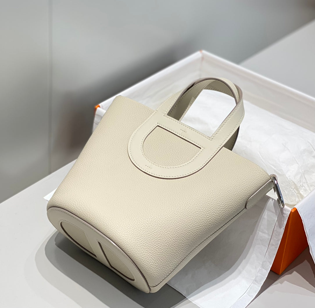 Hermes 25S in the Loop 18 in Ivory Calfskin Silver Hardware Bag