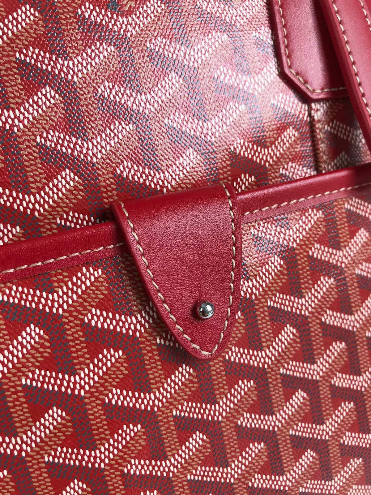 Goyard Ambassade Document Case 35 in Classic Red Goyardine Canvas Bag