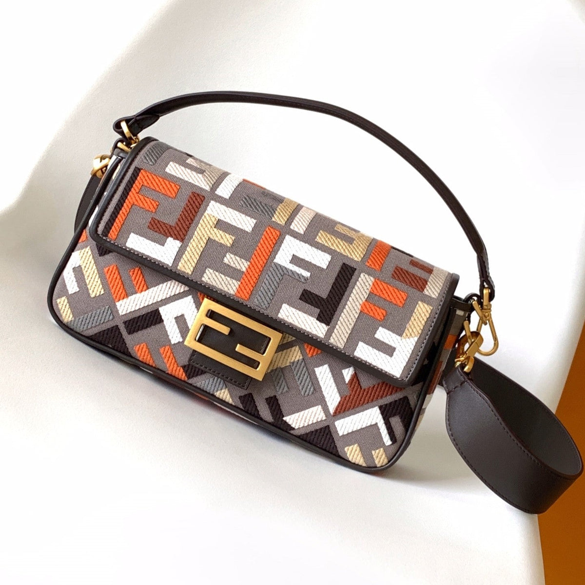 Fend Baguette Brown and Multicolour Canvas Bag 27 with Ff Embroidery Ghw