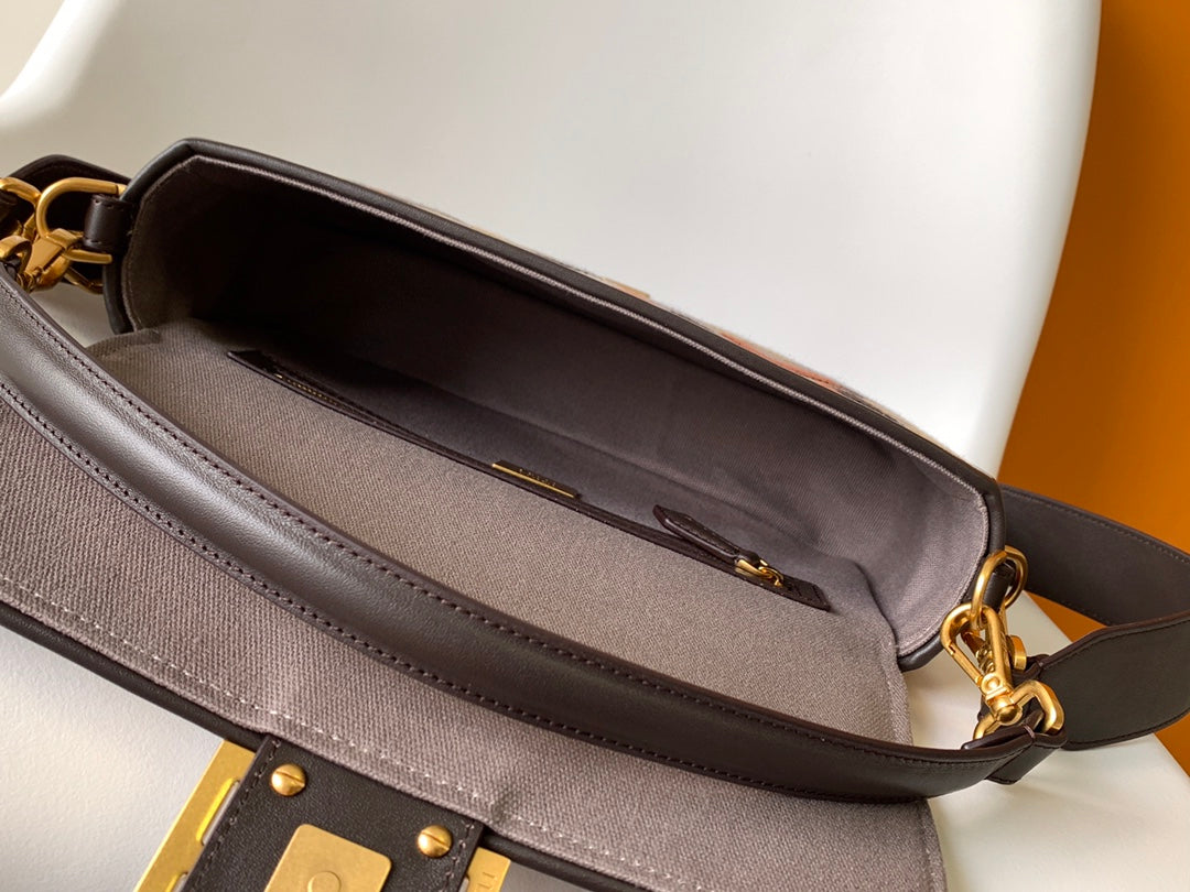 Fend Baguette Brown and Multicolour Canvas Bag 27 with Ff Embroidery Ghw