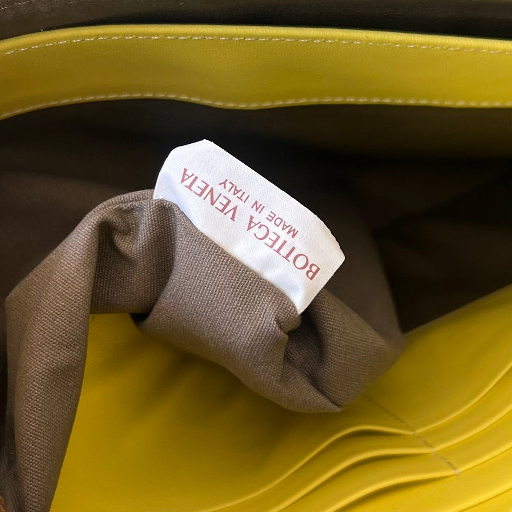 Bottega Veneta Intrecciato 30 in Light Yellow Lambskin Bag