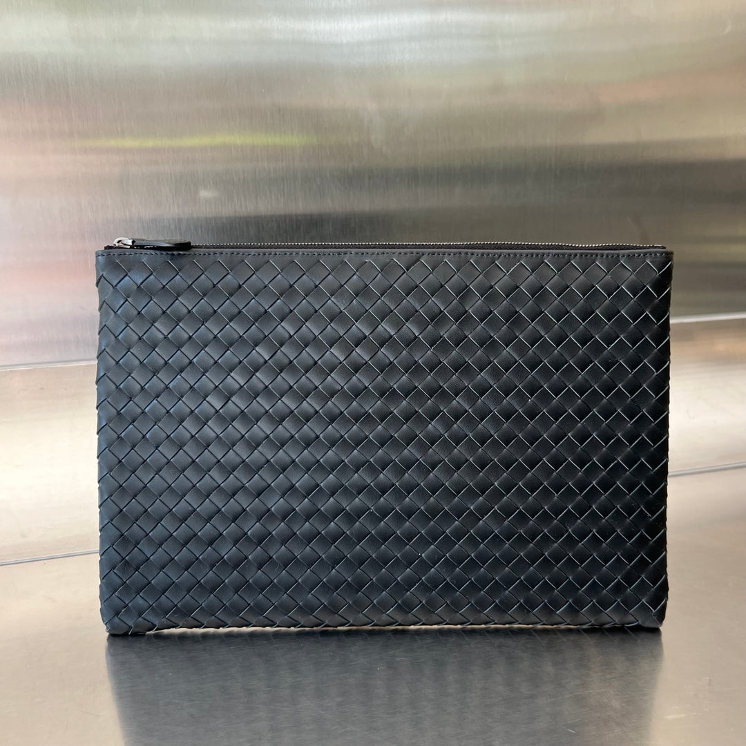 Bottega Veneta Intrecciato 30 in Black Lambskin Bag