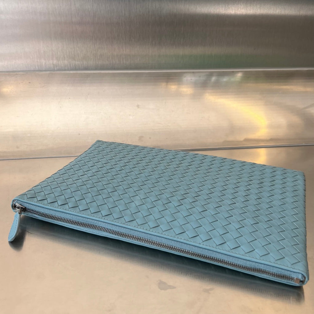 Bottega Veneta Intrecciato 30 in Sky Blue Lambskin Bag