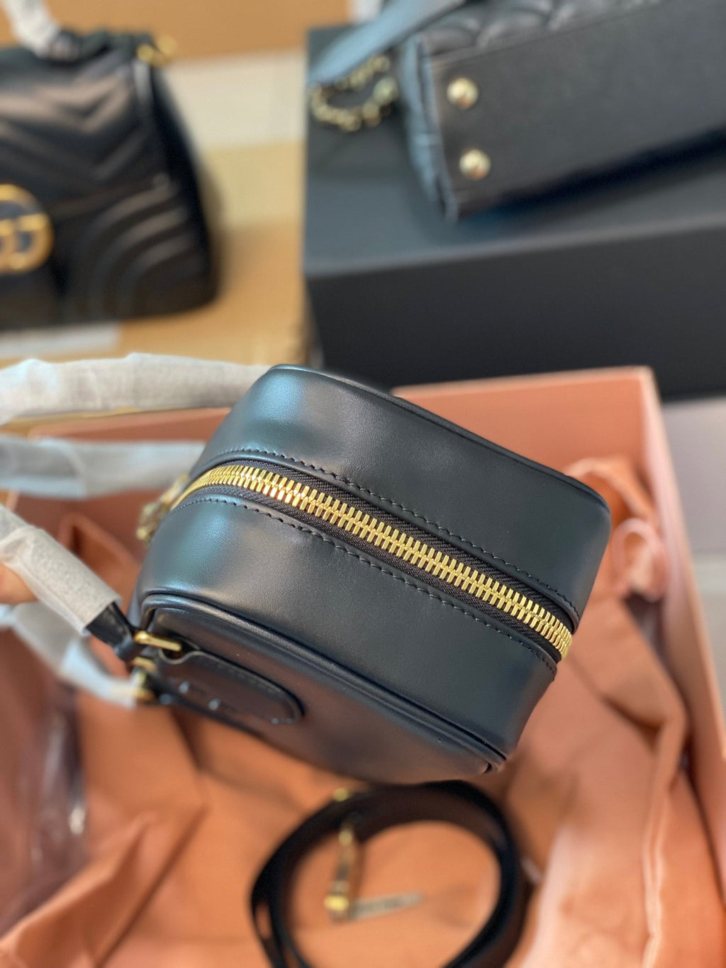Arcadie 27 Bag in Black Leather