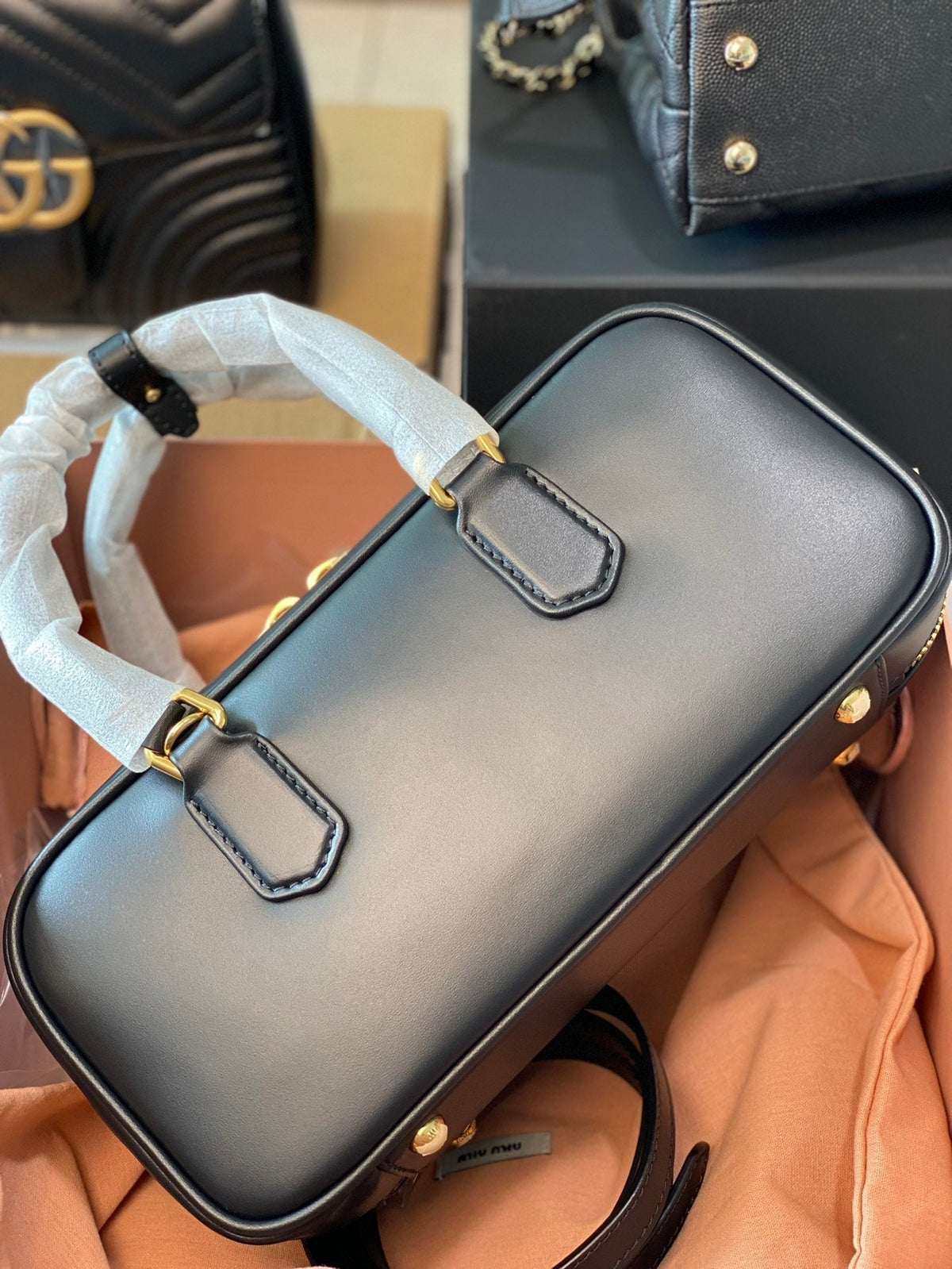 Arcadie 27 Bag in Black Leather