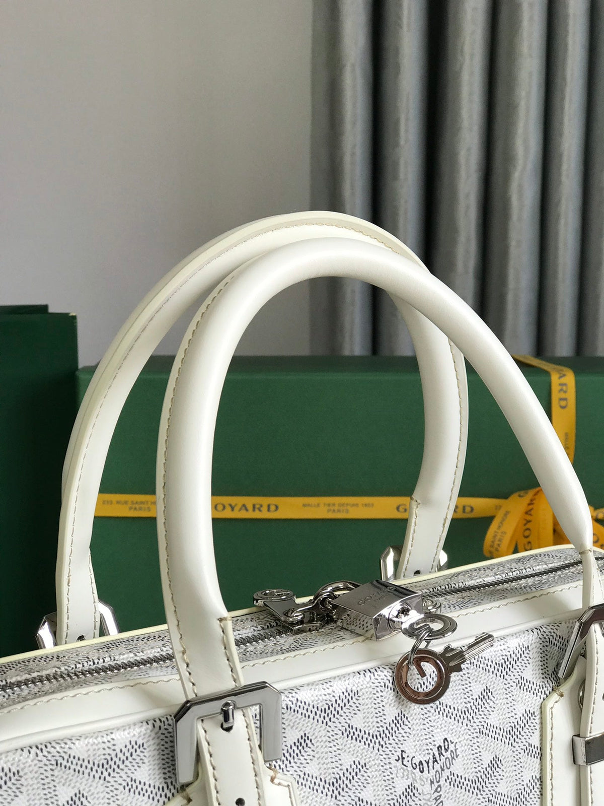 Goyard Ambassade Document Case 35 in White Goyardine Canvas Bag