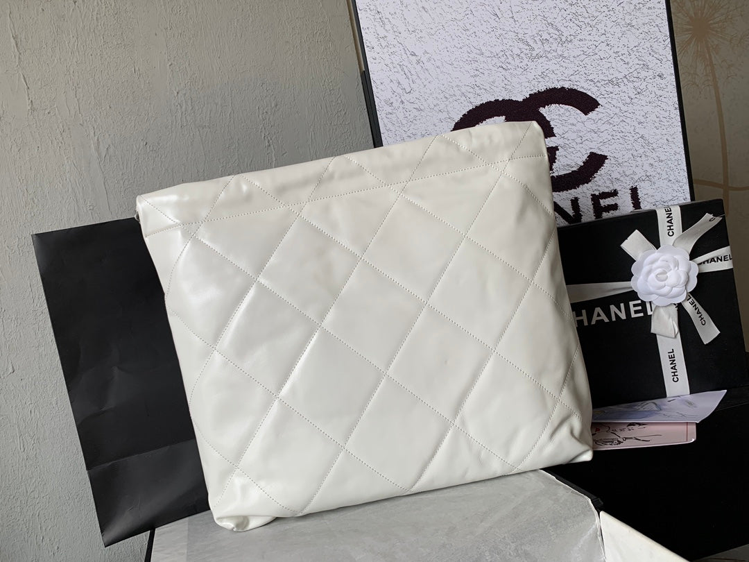 Chanel Large 42 Handbag in White Shiny Calfskin Silver Hardware
