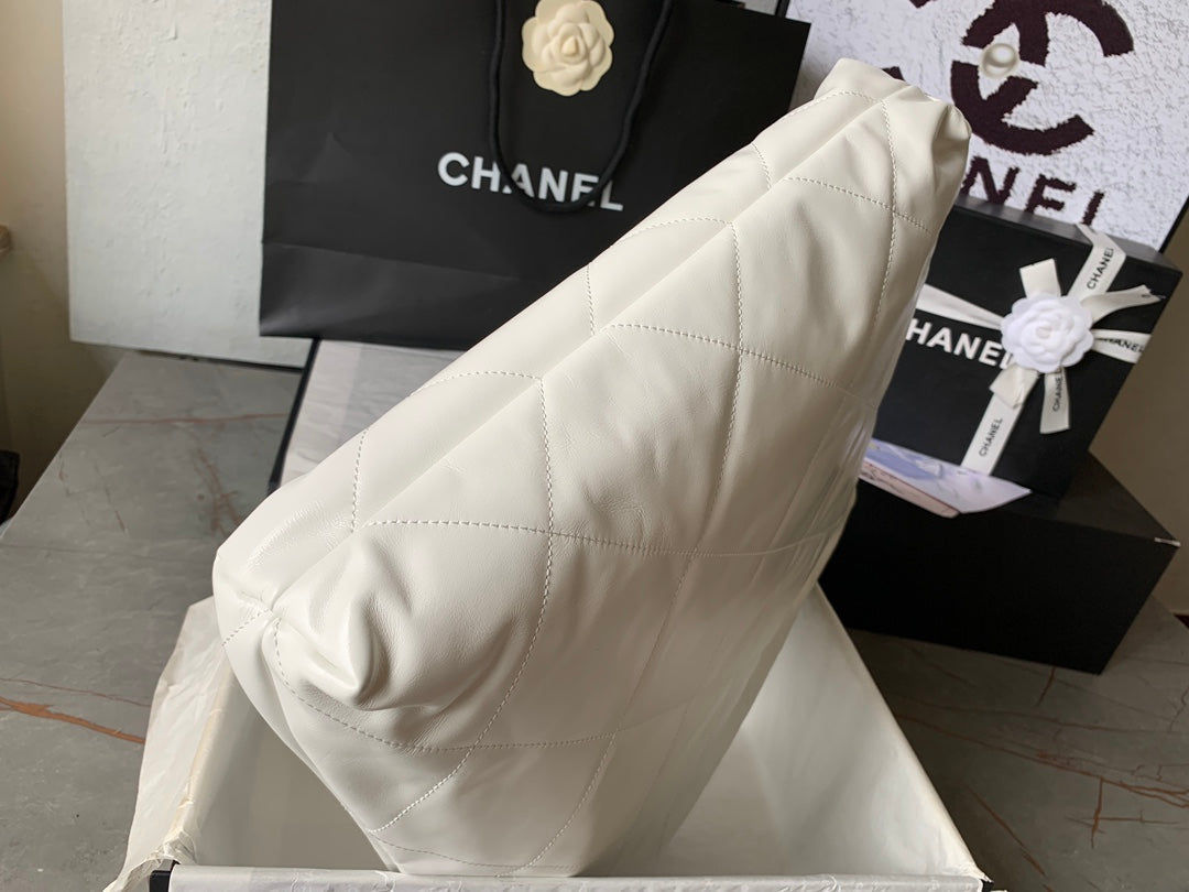 Chanel Large 42 Handbag in White Shiny Calfskin Silver Hardware