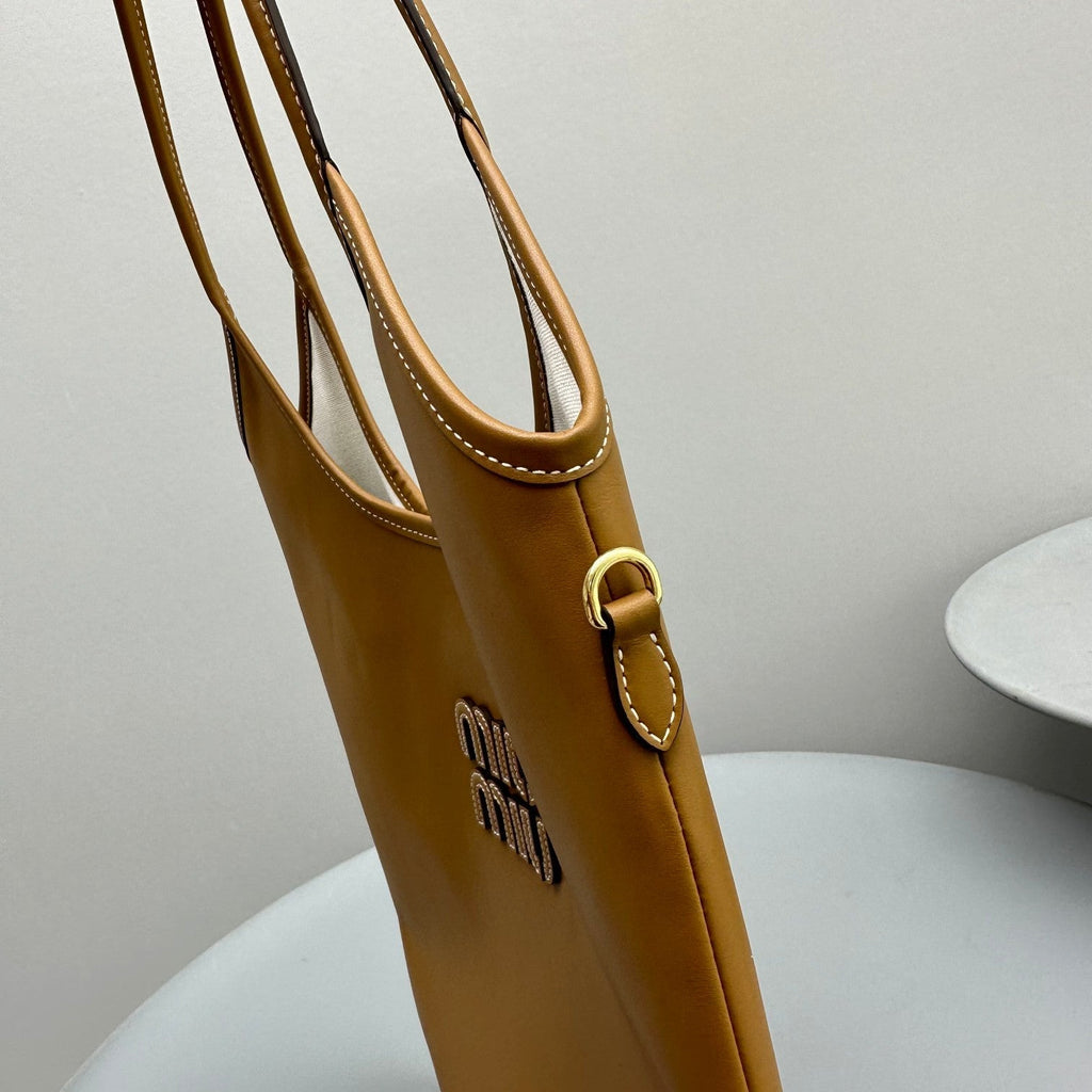 Hobo 40 Tote in Goldenrod Yellow Calfskin