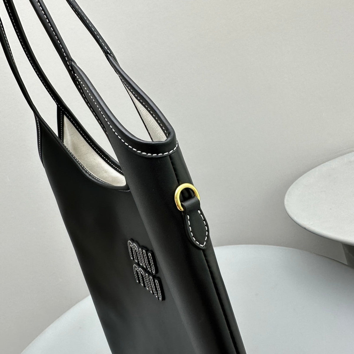 Hobo 40 Tote in Black Calfskin