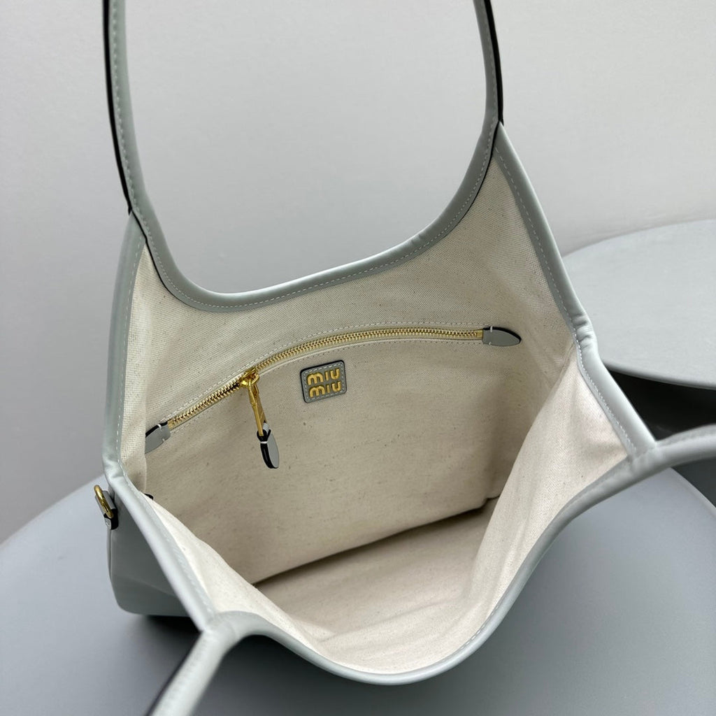 Hobo 40 Tote in Light Blue Calfskin